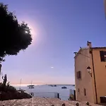 Insolite French Riviera Avec Parking Апартаменты *