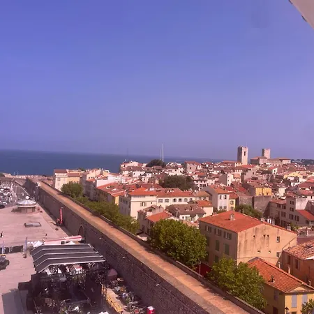 Insolite French Riviera Avec Parking Úszó hotel *